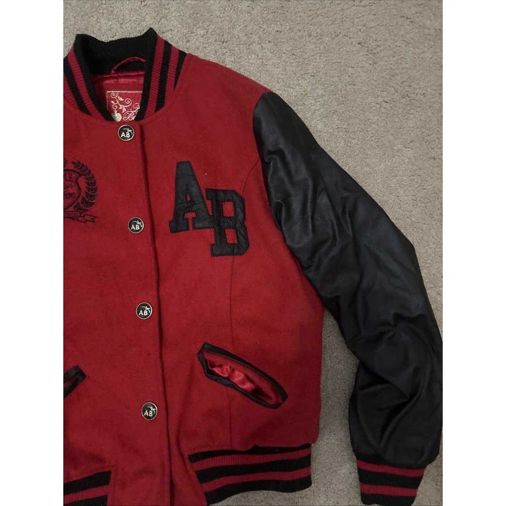 LOFT akcess varsity